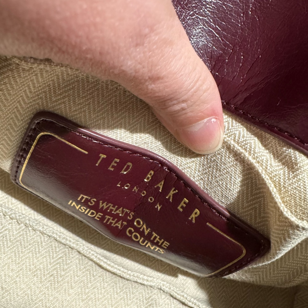 Ted Baker Ginn Quilted Leather Bag Mini‎ Crossbody Evening Red Gold Fall Firmal - Picture 6 of 9